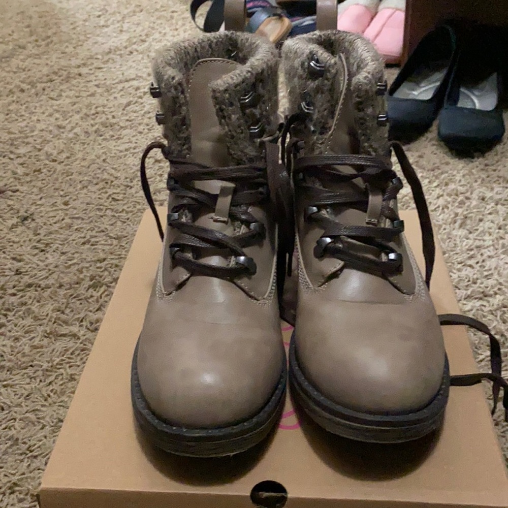 Gray Winter Boots - image 1